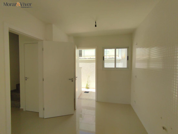 Imagem Casa com 3 Quartos à Venda, 109 m² em Uberaba - Curitiba