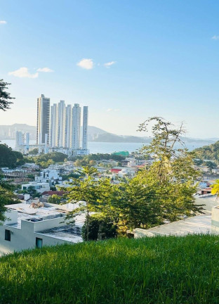 Imagem Terreno à Venda, 440 m² em Balneário Camboriú