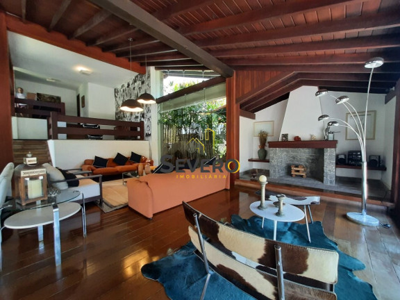 Imagem Casa com 6 Quartos à Venda, 787 m² em Itacoatiara - Niterói Imagem Casa com 6 Quartos à Venda, 787 m² em Itacoatiara - Niterói