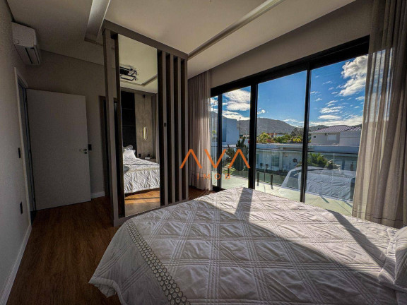 Imagem Casa com 3 Quartos à Venda, 254 m² em Rio Vermelho - Florianópolis