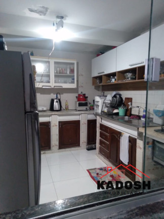 Imagem Casa com 3 Quartos à Venda,  em Calumbi - Feira De Santana