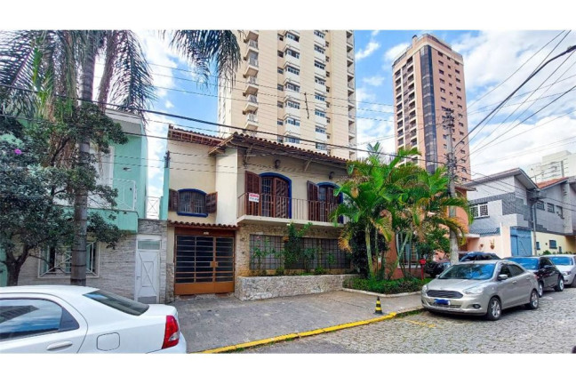 Casa com 3 Quartos à Venda,  em Perdizes - São Paulo