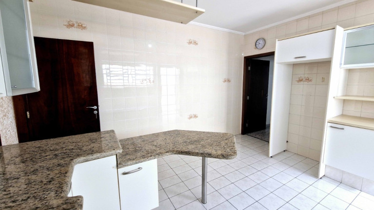 Imagem Casa com 4 Quartos à Venda, 172 m² em Vila Santa Terezinha (zona Norte) - São Paulo Imagem Casa com 4 Quartos à Venda, 172 m² em Vila Santa Terezinha (zona Norte) - São Paulo