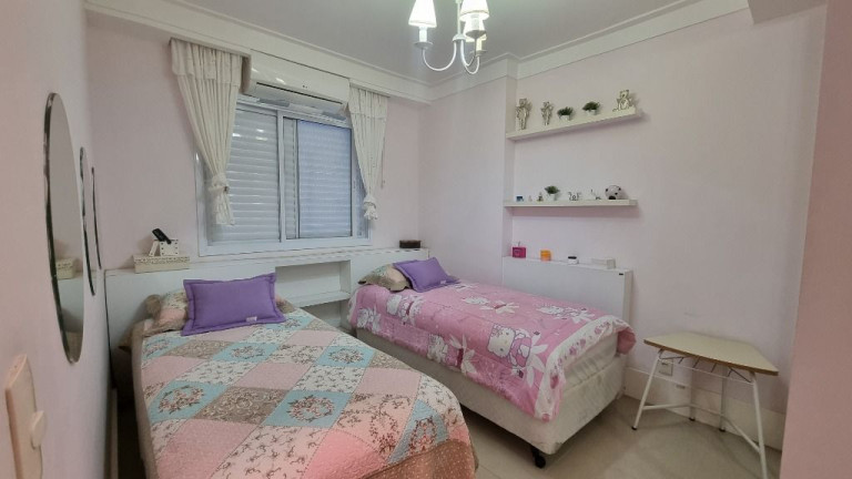Imagem Apartamento com 3 Quartos à Venda, 188 m² em Pitangueiras - Guarujá Imagem Apartamento com 3 Quartos à Venda, 188 m² em Pitangueiras - Guarujá