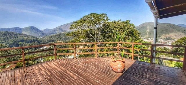 Imagem Imóvel com 31 Quartos à Venda, 900 m² em Tijuca - Teresópolis Imagem Imóvel com 31 Quartos à Venda, 900 m² em Tijuca - Teresópolis