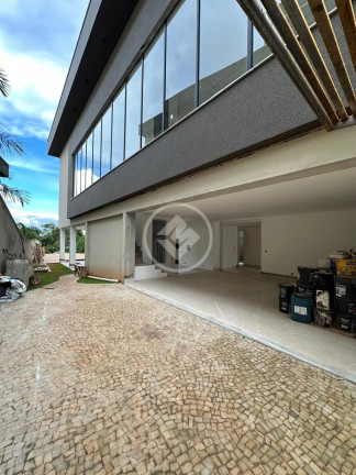 Imagem Casa com 6 Quartos à Venda, 490 m² em Condomínio Do Lago - Goiânia Imagem Casa com 6 Quartos à Venda, 490 m² em Condomínio Do Lago - Goiânia