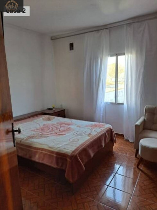 Imagem Casa com 6 Quartos à Venda, 184 m² em Vila Scarpelli - Santo André Imagem Casa com 6 Quartos à Venda, 184 m² em Vila Scarpelli - Santo André