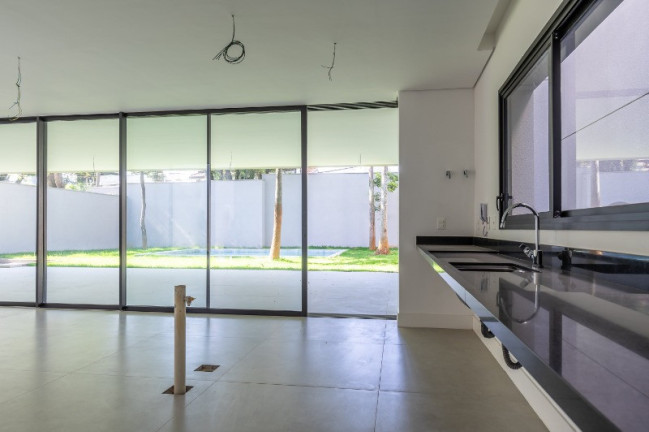 Imagem Casa com 4 Quartos à Venda, 935 m² em Chácara Santo Antônio (zona Sul) - São Paulo