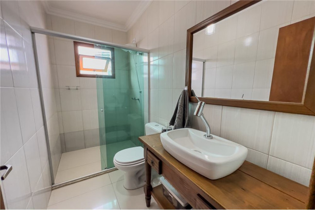 Imagem Casa de Condomínio com 3 Quartos à Venda, 183 m² em Ipanema - Porto Alegre
