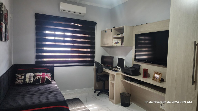 Imagem Casa com 3 Quartos à Venda, 270 m² em Boqueirão - Santos