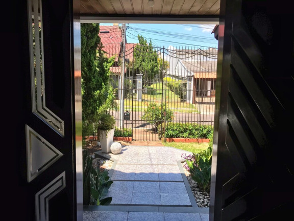 Imagem Casa com 3 Quartos à Venda, 558 m² em Igara - Canoas