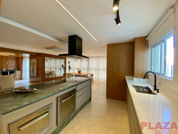 Imagem Apartamento com 3 Quartos à Venda, 294 m² em Centro - Balneário Camboriú