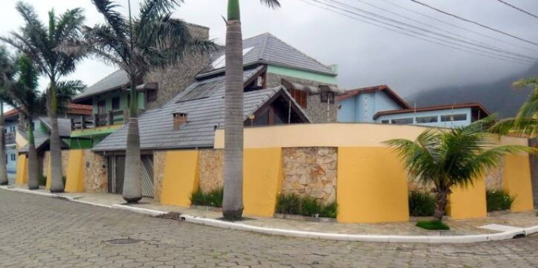 Imagem Casa com 6 Quartos à Venda, 337 m² em Scipel Cid. Balnearia Peruibe - Peruíbe Imagem Casa com 6 Quartos à Venda, 337 m² em Scipel Cid. Balnearia Peruibe - Peruíbe