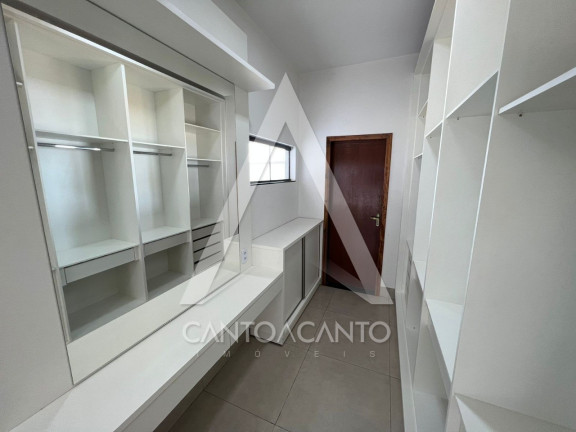 Imagem Casa com 3 Quartos à Venda, 300 m² em Jardim Curitiba - Sinop