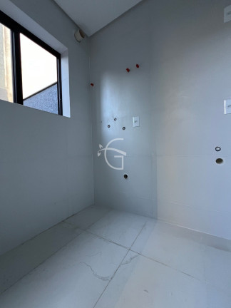 Imagem Casa com 3 Quartos à Venda, em Saguaçu - Joinville Imagem Casa com 3 Quartos à Venda, em Saguaçu - Joinville