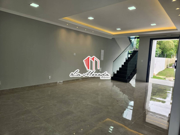Imagem Casa com 3 Quartos à Venda, 226 m² em Colônia Terra Nova - Manaus Imagem Casa com 3 Quartos à Venda, 226 m² em Colônia Terra Nova - Manaus
