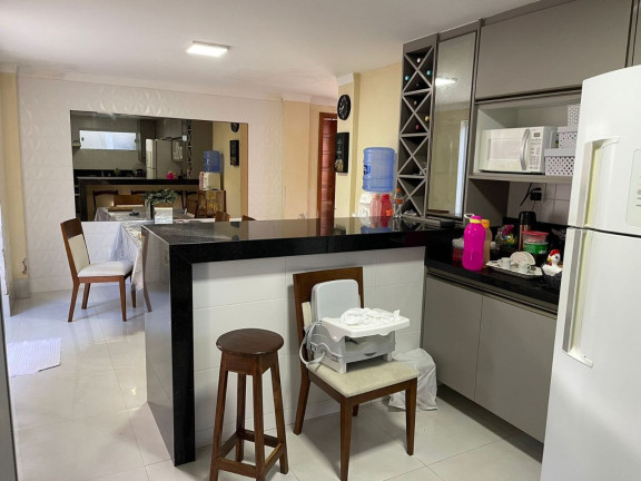 Imagem Casa com 3 Quartos à Venda, 311 m² em Pituaçu - Salvador