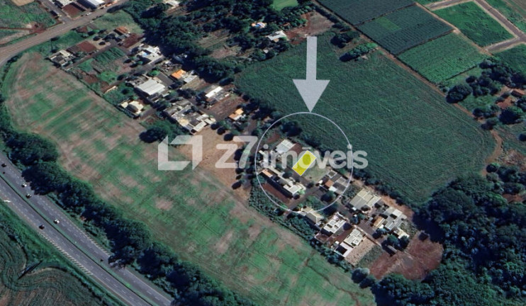Terreno à Venda, 258 m² em Centro - Marialva