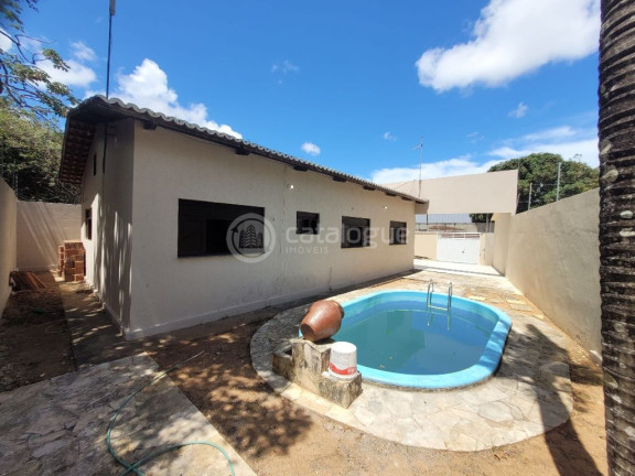 Imagem Casa com 3 Quartos à Venda, 330 m² em Nova Parnamirim - Parnamirim