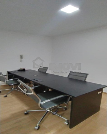Imóvel Comercial à Venda, 33 m² em Jardim Camburi - Vitória