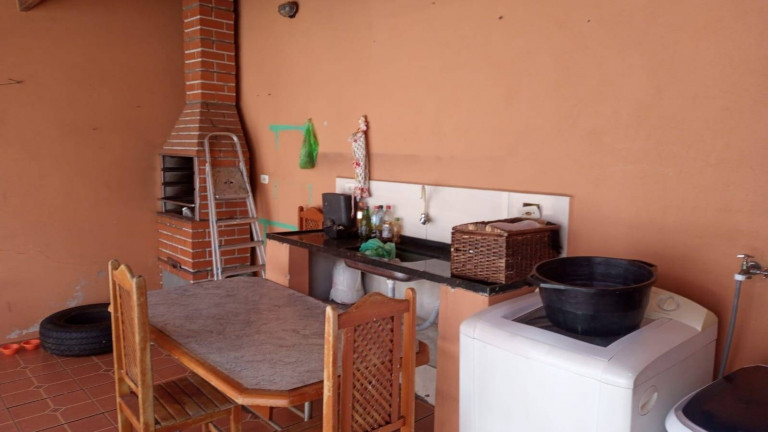 Imagem Casa com 3 Quartos à Venda, 174 m² em Centro - Boituva