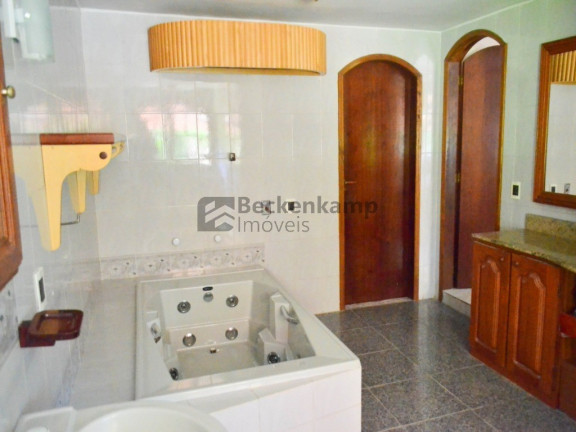 Imagem Casa com 10 Quartos à Venda, em Varjão - Piraí Imagem Casa com 10 Quartos à Venda, em Varjão - Piraí