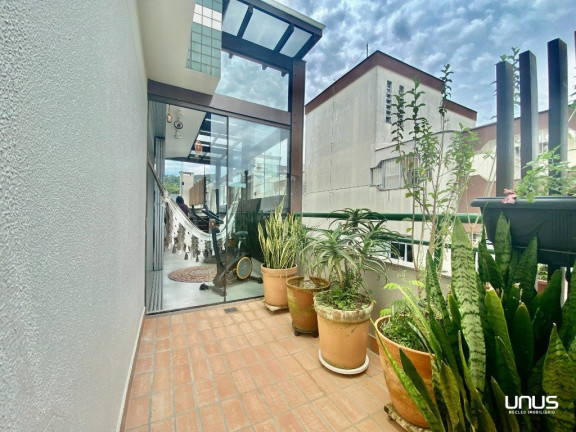 Imagem Cobertura com 3 Quartos à Venda, 301 m² em Agronômica - Florianópolis Imagem Cobertura com 3 Quartos à Venda, 301 m² em Agronômica - Florianópolis