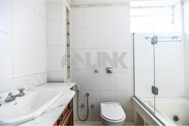 Imagem Apartamento com 2 Quartos à Venda, 70 m² em Mont Serrat - Porto Alegre