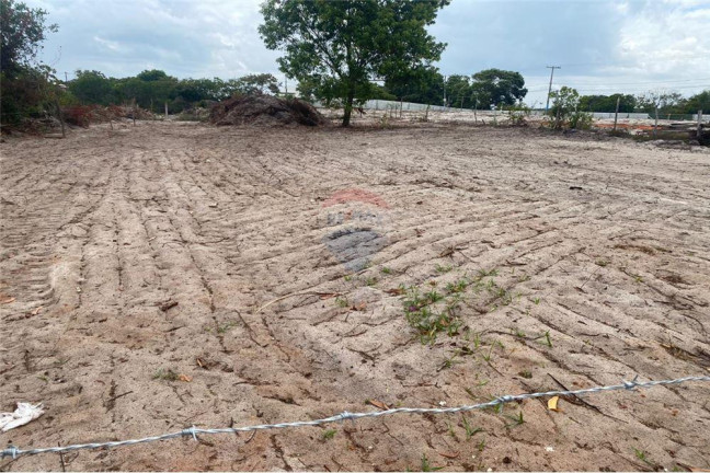 Imagem Terreno à Venda, 1.000 m² em Itacimirim - Camaçari Imagem Terreno à Venda, 1.000 m² em Itacimirim - Camaçari