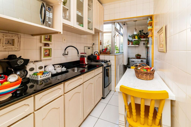 Imagem Apartamento com 2 Quartos à Venda, 53 m² em Medianeira - Porto Alegre