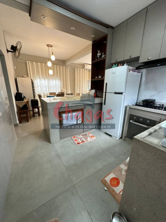Imagem Casa com 3 Quartos à Venda, 222 m² em Jardim Nomar - Caraguatatuba Imagem Casa com 3 Quartos à Venda, 222 m² em Jardim Nomar - Caraguatatuba