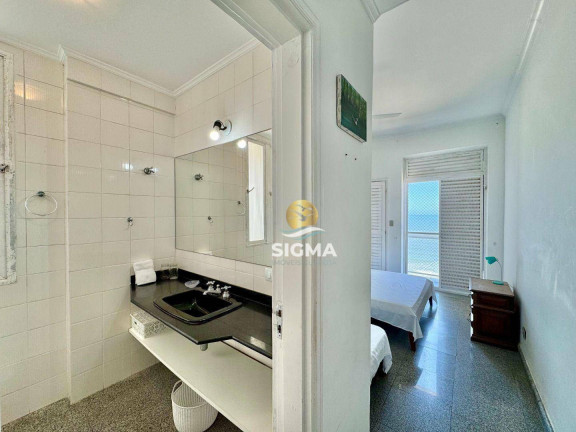 Imagem Apartamento com 3 Quartos à Venda, 220 m² em Pitangueiras - Guarujá