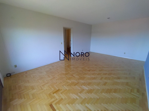 Imagem Apartamento com 3 Quartos à Venda, 120 m² em Centro - Santa Maria Imagem Apartamento com 3 Quartos à Venda, 120 m² em Centro - Santa Maria