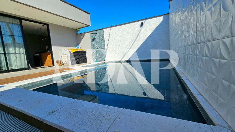 Imagem Casa com 3 Quartos à Venda, 380 m² em Vargem Pequena - Rio De Janeiro Imagem Casa com 3 Quartos à Venda, 380 m² em Vargem Pequena - Rio De Janeiro
