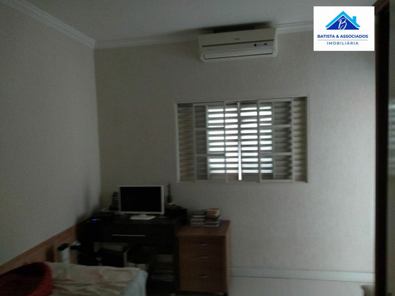 Imagem Casa com 3 Quartos à Venda, 260 m² em Vila Joaquim Inácio - Campinas Imagem Casa com 3 Quartos à Venda, 260 m² em Vila Joaquim Inácio - Campinas