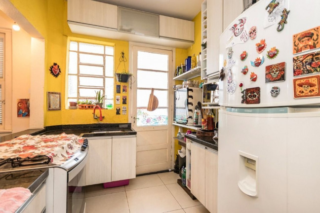 Imagem Imóvel com 2 Quartos à Venda, 54 m² em Santana - Porto Alegre Imagem Imóvel com 2 Quartos à Venda, 54 m² em Santana - Porto Alegre