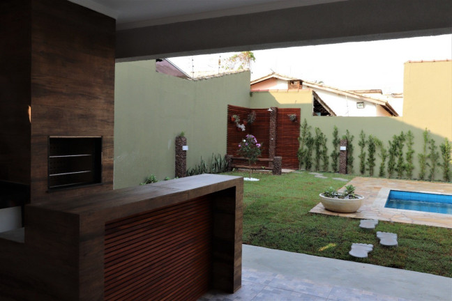 Imagem Casa com 3 Quartos à Venda, 120 m² em Balneário Califórnia - Itanhaém Imagem Casa com 3 Quartos à Venda, 120 m² em Balneário Califórnia - Itanhaém