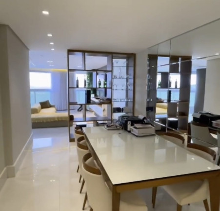 Imagem Imóvel com 3 Quartos à Venda, 192 m² em Praia Do Morro - Guarapari Imagem Imóvel com 3 Quartos à Venda, 192 m² em Praia Do Morro - Guarapari