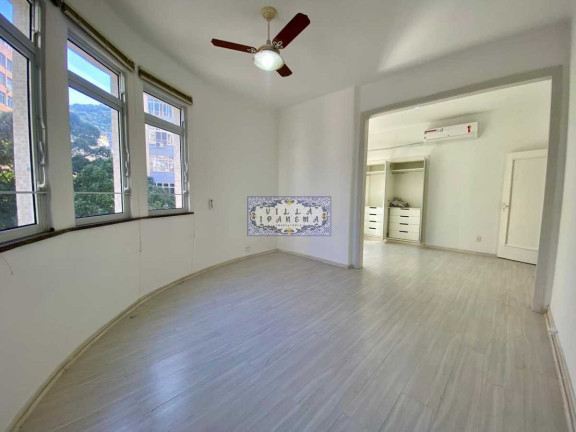 Imagem Apartamento com 3 Quartos à Venda, 200 m² em Copacabana - Rio De Janeiro Imagem Apartamento com 3 Quartos à Venda, 200 m² em Copacabana - Rio De Janeiro