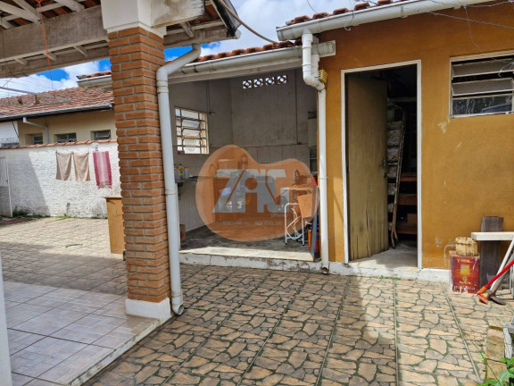 Imagem Casa com 3 Quartos à Venda, 196 m² em Vila Nossa Senhora Das Graças - Taubaté Imagem Casa com 3 Quartos à Venda, 196 m² em Vila Nossa Senhora Das Graças - Taubaté
