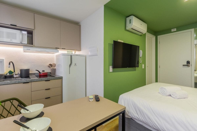 Imagem Apartamento com 1 Quarto para Alugar, 17 m² em Prado Velho - Curitiba