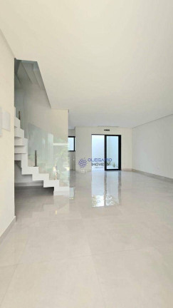 Imagem Sobrado com 3 Quartos à Venda, 205 m² em Armação - Penha