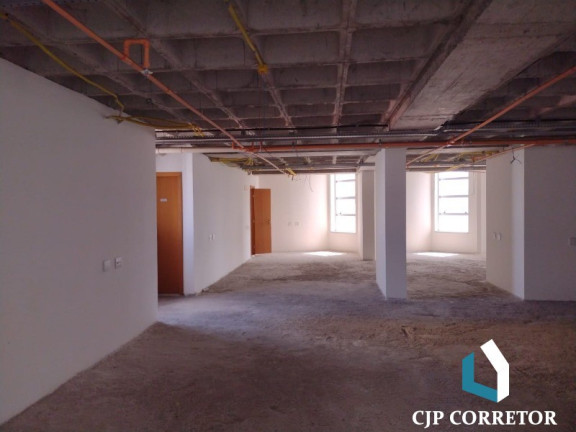 Imóvel Comercial para Alugar, 232 m² em Caminho Das árvores - Salvador