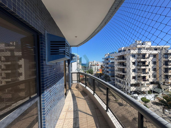 Imagem Apartamento com 3 Quartos à Venda, 120 m² em Algodoal - Cabo Frio