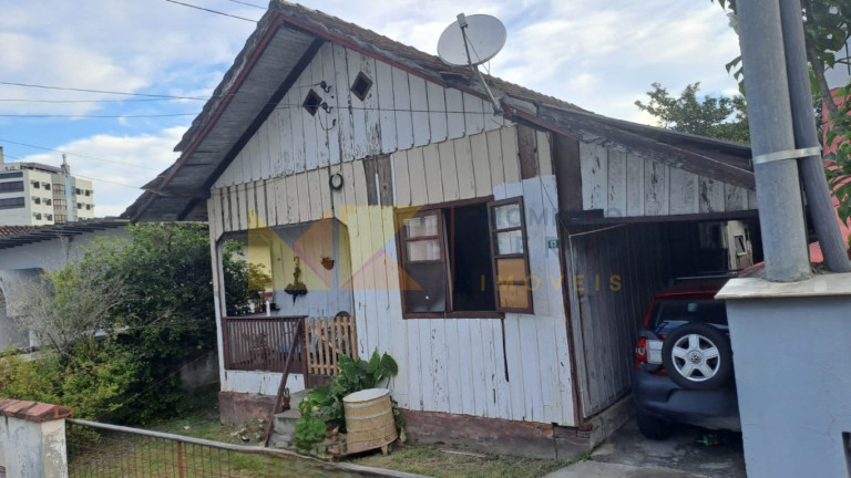 Imóvel à Venda, 308 m² em Escola Agrícola - Blumenau