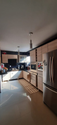 Imagem Sobrado com 2 Quartos à Venda, 133 m² em Santa Regina - Camboriú Imagem Sobrado com 2 Quartos à Venda, 133 m² em Santa Regina - Camboriú