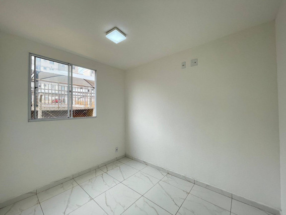 Imagem Apartamento com 2 Quartos à Venda, 39 m² em Jardim Palos Verdes - Botucatu