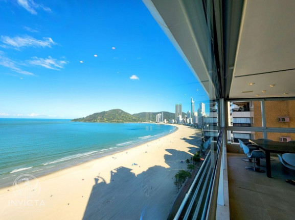 Apartamento com 4 Quartos à Venda, 242 m² em Barra Sul - Balneário Camboriú