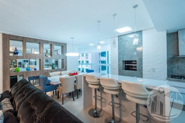 Imagem Apartamento com 3 Quartos à Venda, 133 m² em Centro - Balneário Camboriú