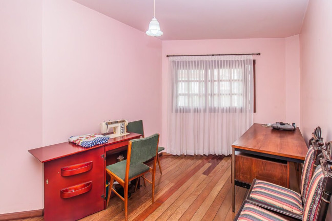 Imagem Casa com 4 Quartos à Venda, 290 m² em Petrópolis - Porto Alegre